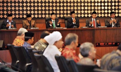 DPR Harap Sidang Isbat Dilakukan Tertutup