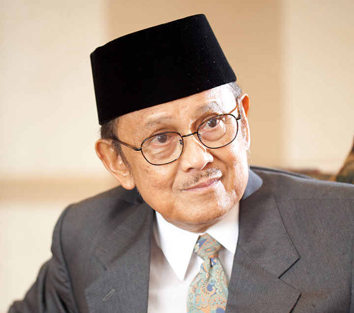 Habibie: IABIE Harus Bersatu Bangun Bangsa