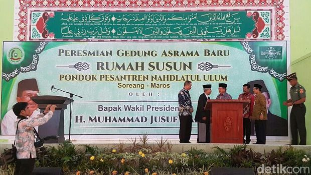 JK Resmikan Rusunawa Pondok Pesantren di Sulawesi Selatan