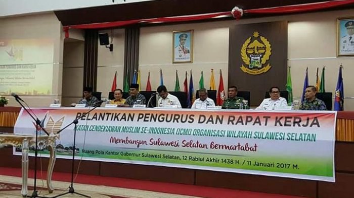 Ketum ICMI Hadiri Pelantikan Pengurus ICMI Orwil Sulsel