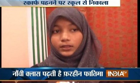 Karena Berhijab, Siswi India Dilarang Masuk Kelas