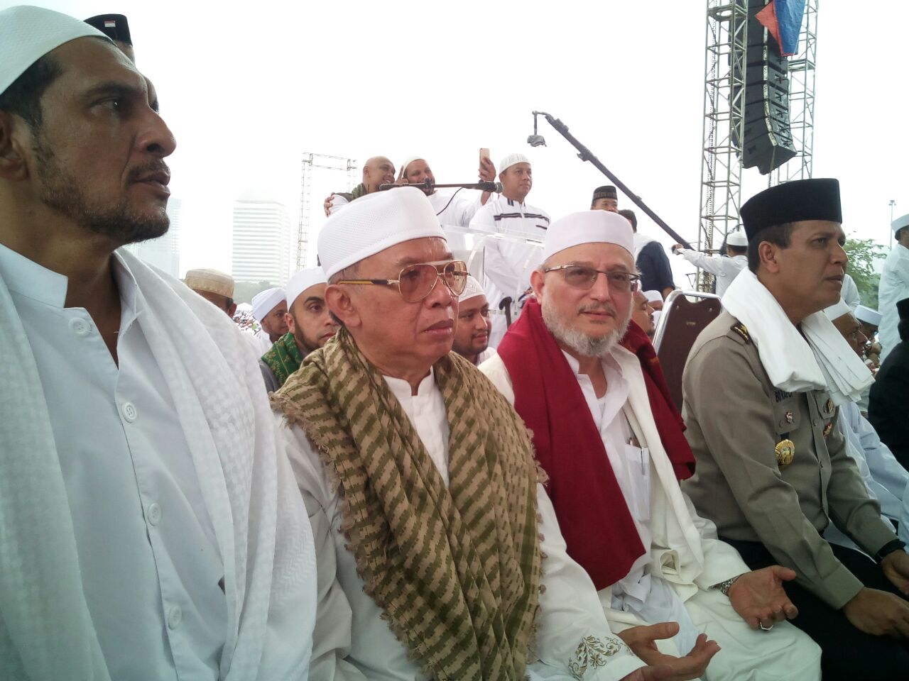 Bapak Iing Solihin dalam Aksi Bela Islam 212