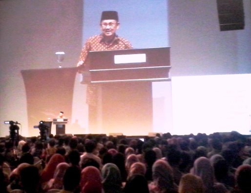 BJ Habibie: Indonesia Harus Siapkan SDM Ber-Imtak
