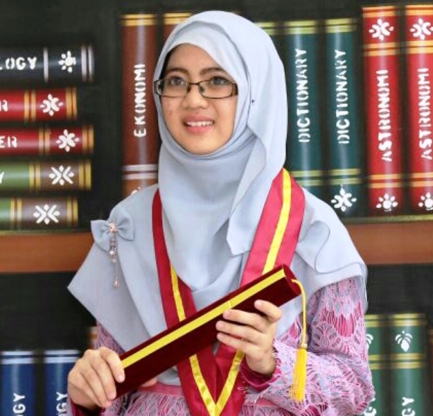 Siswi MAN Insan Cendekia Duta Indonesia Dalam Olimpiade Sains