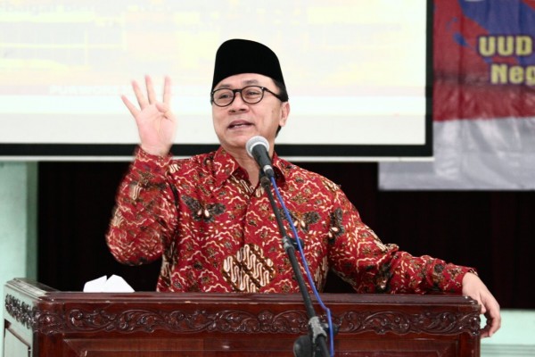 Zulkifli Hasan minta bebas visa dievaluasi