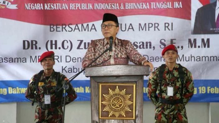 Zulkifli Hasan Ajak Umat Islam Indonesia Bersatu