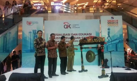 OJK Sosialisasikan Industri Keuangan Syariah